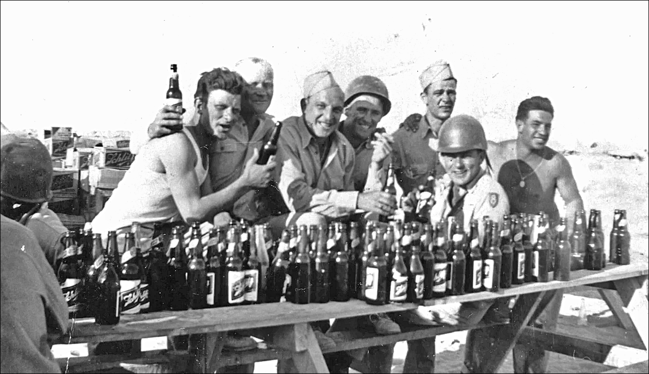 A table full of Schlitz